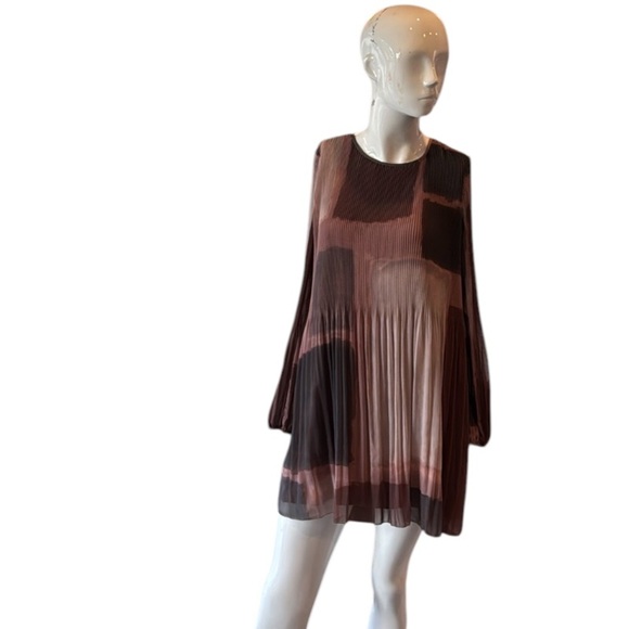 Aritzia Wilfred Elba Pleated Plum Geo Print Chiffon Mini Dress Size XS NWT - Picture 5 of 16
